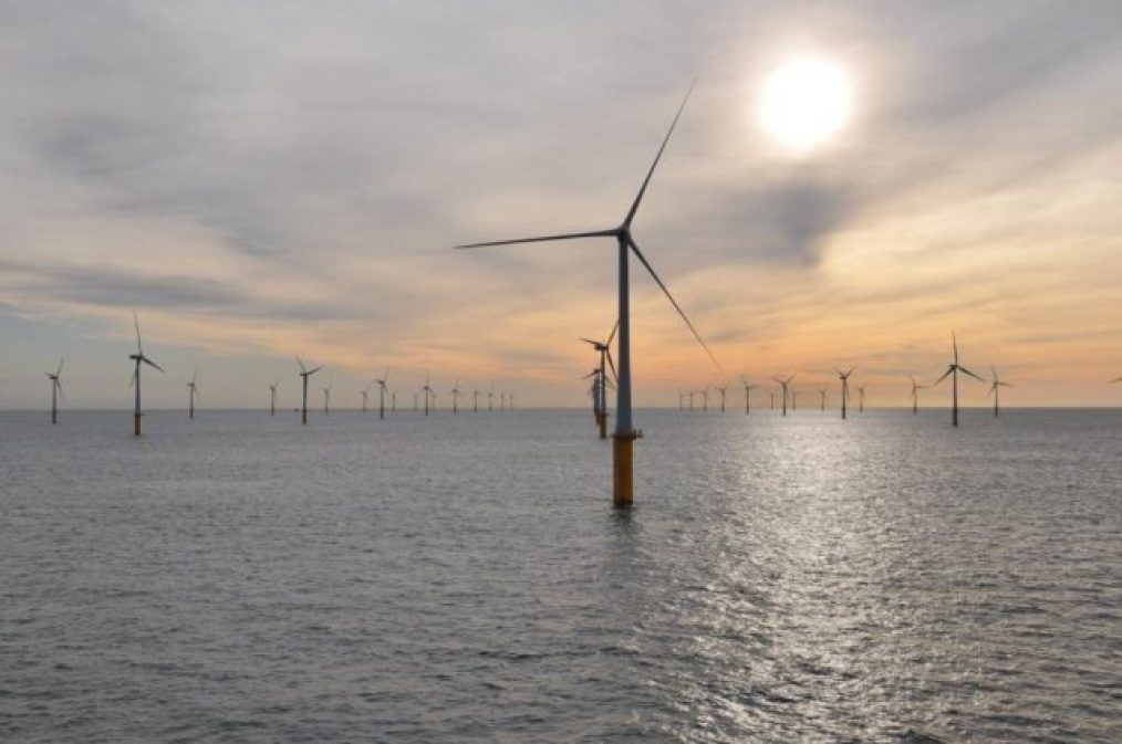 CMI Services provides maintenance of offshore wind turbines.