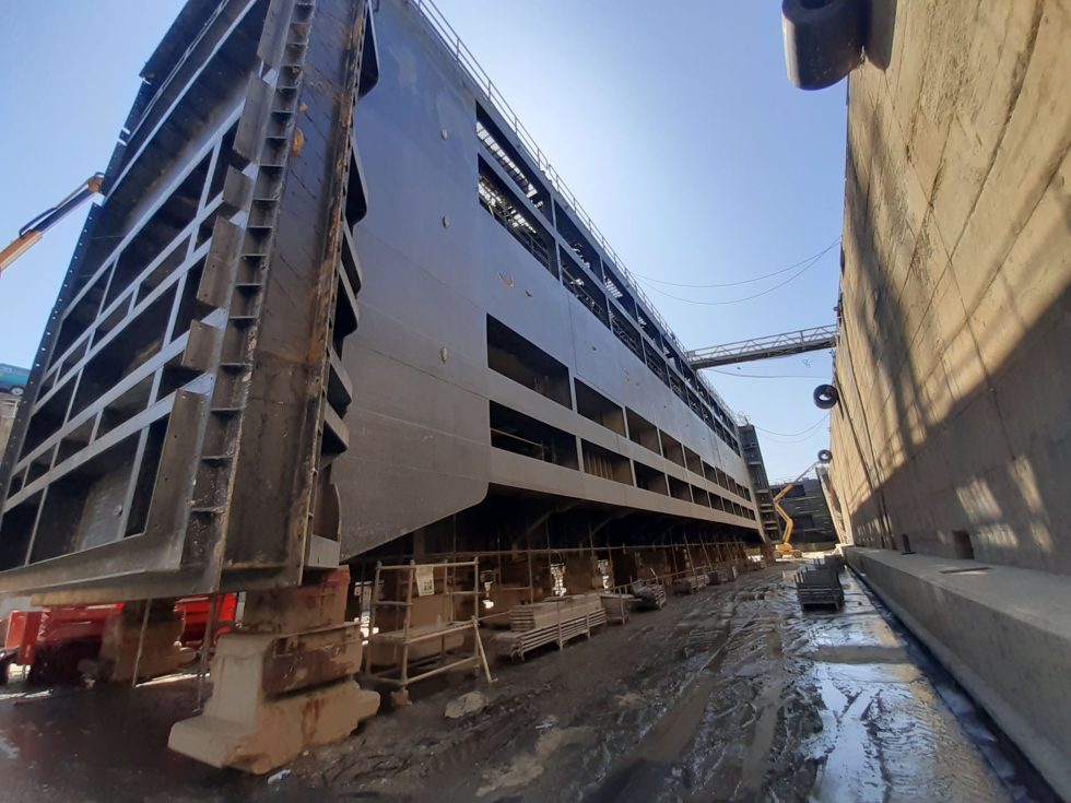 bateau porte port maritime Marseille